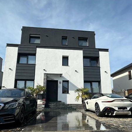 Villa Hilden Exterior foto